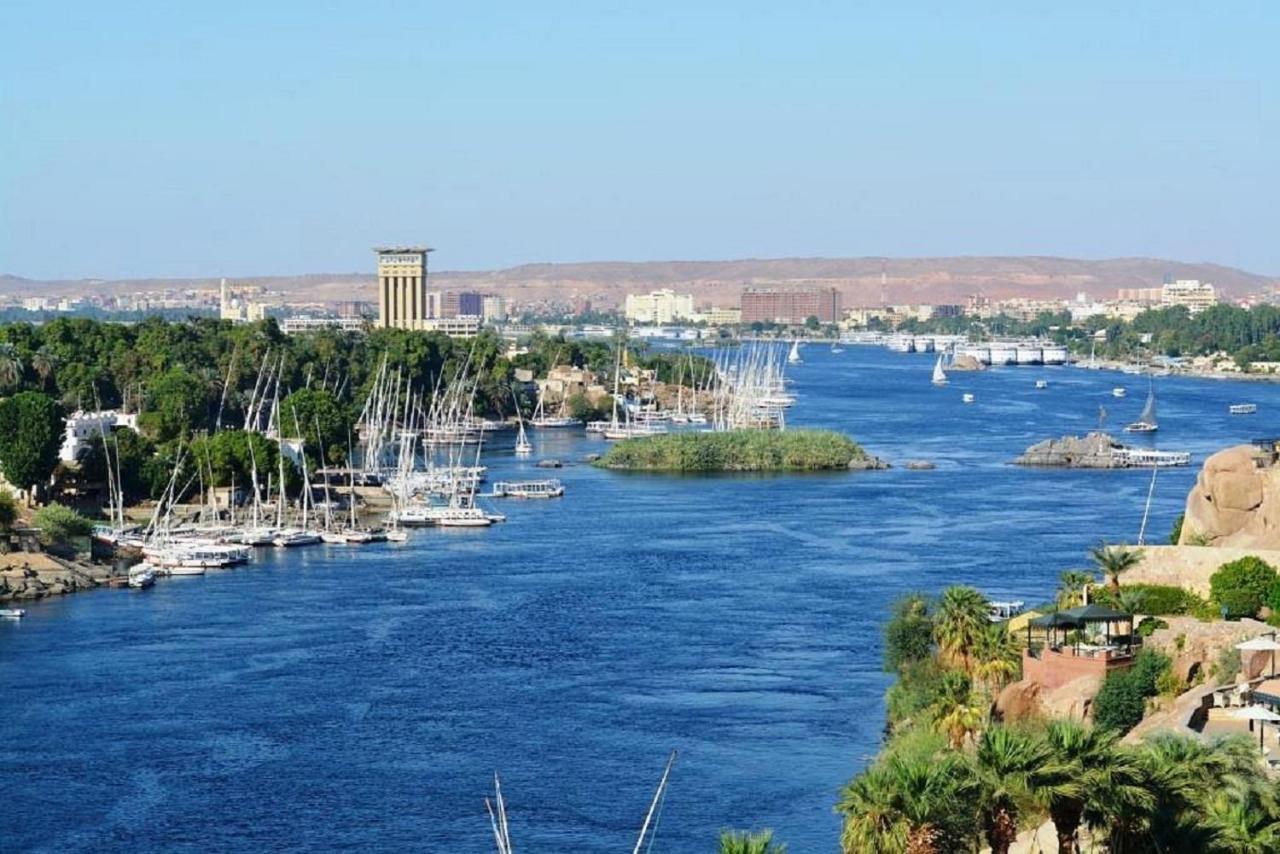 Taharka Nubian House Bed & Breakfast Aswan Bagian luar foto